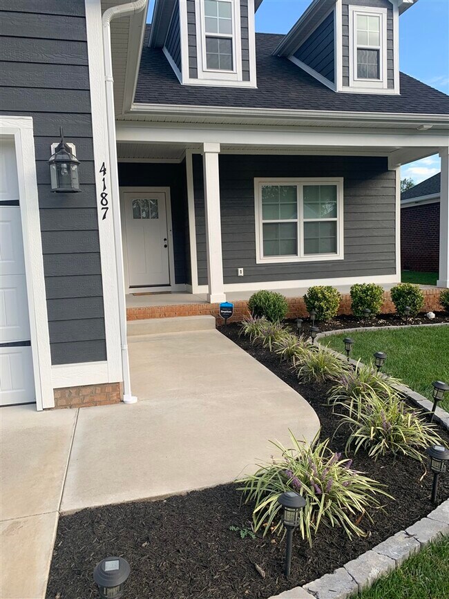 Foto del edificio - 4187 Beechwood Ln