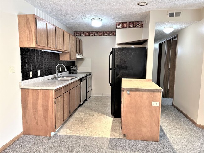 Building Photo - 247 W Union St