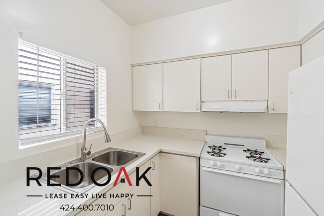Foto del edificio - ~1 Month FREE~ Welcoming One Bedroom with ...