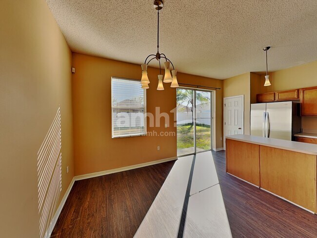 Foto del edificio - 1962 Kimlyn Cir