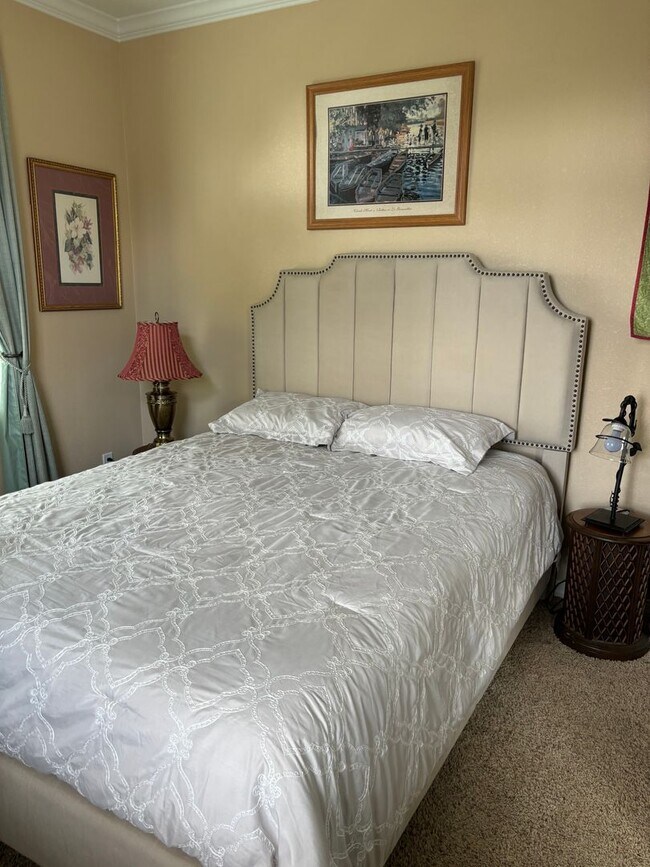 Foto del edificio - GORGEOUS OPEN VIEW HILLTOP OASIS HOME - CO...
