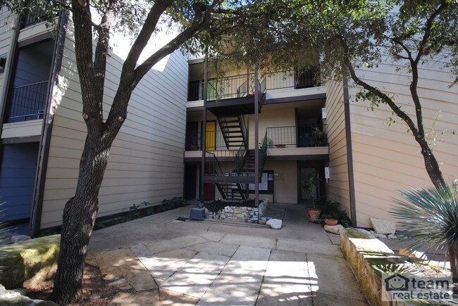 Barton Cove Apartments Austin, TX
