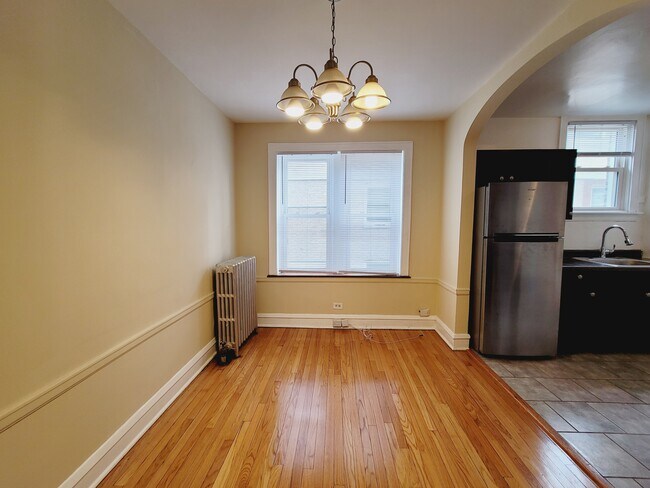 Foto del edificio - 4141 W Cullom Ave