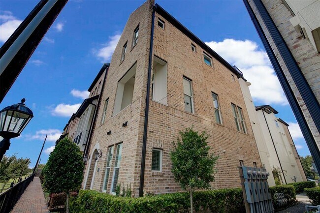 Foto del edificio - 9664 Knight Rd
