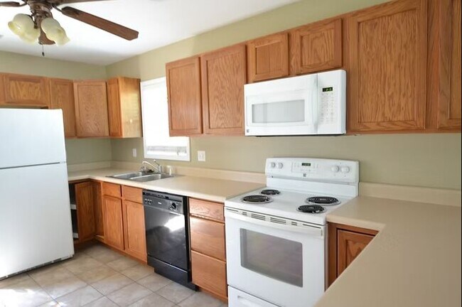 Foto del edificio - 1109 N Don St