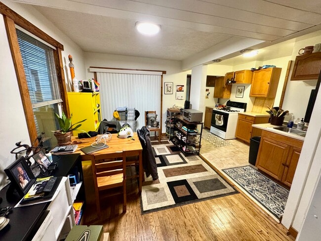 Foto del edificio - 103 Luton Ave SE