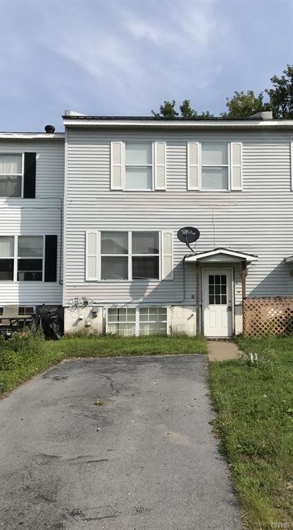 Primary Photo - 33 Norris Ave