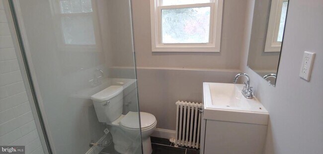 Foto del edificio - 401 Montgomery St