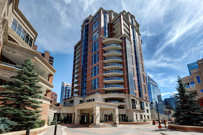 Building Photo - 502-600 Princeton Way SW