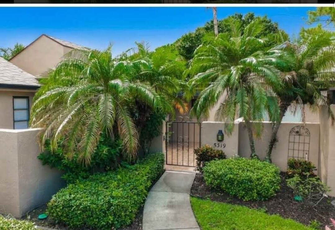 Foto principal - 5319 Myrtle Wood