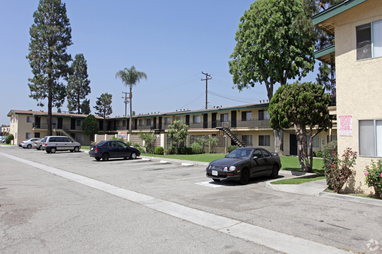 Primary Photo - Downey Villa Apartments