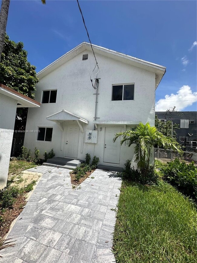 Foto del edificio - 3123 NW 22nd Ct