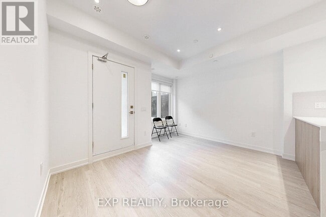 Building Photo - 3069 Pharmacy Ave