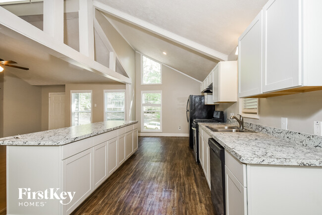 Foto del edificio - 756 Cedar Creek Way