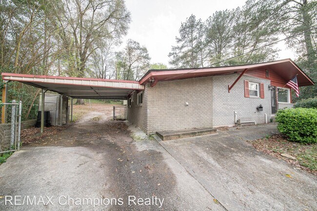 Building Photo - 3 br, 1.5 bath House - 858 Woodcliff Ct