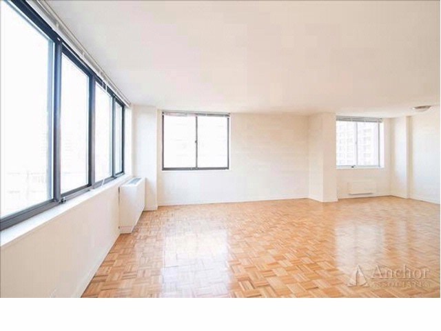 Building Photo - 730 Columbus Ave