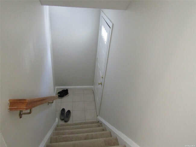 Building Photo - 82-53 Langdale St