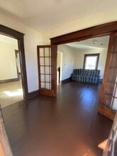 Building Photo - 301 N 11th St