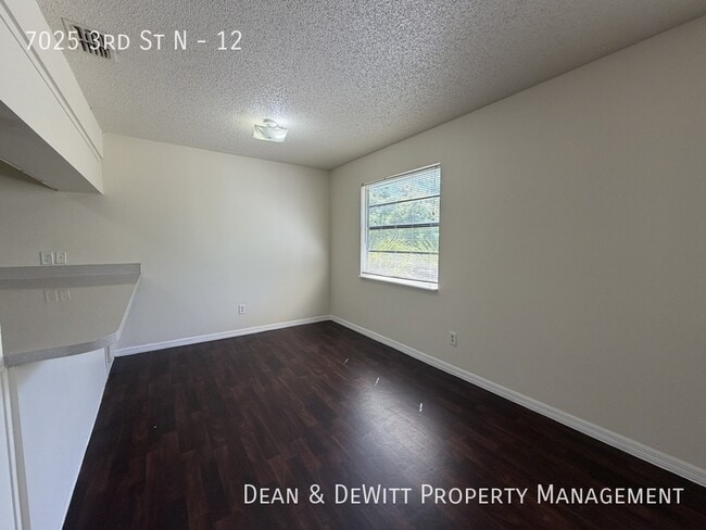 Foto del edificio - 7025 3rd St N