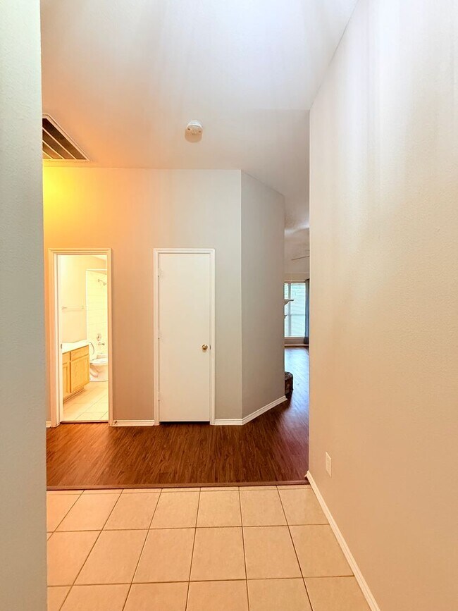 Building Photo - AVAILABLE NOW - Spacious 3-Bedroom Home with Open Layout & Covered Patio in Northwest ISD