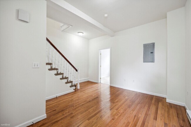 Foto del edificio - 3 br, 1 bath Duplex - 1859 WILLINGTON ST U...