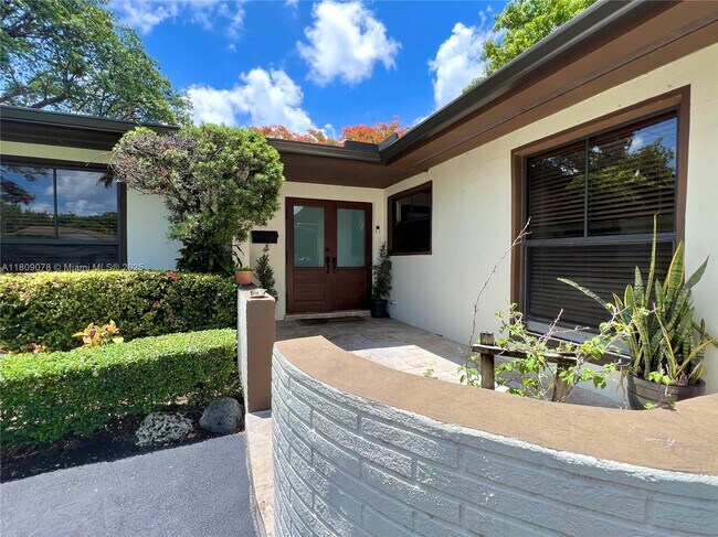 Foto del edificio - 7704 SW 139th Ct