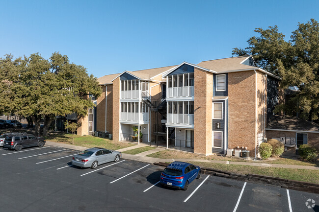 Building Photo - Remington House Apartments