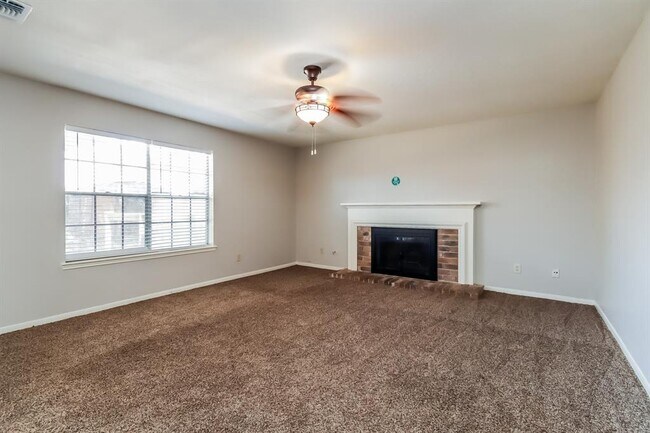 Building Photo - 10218 Ash Fork Dr