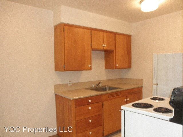 Foto del edificio - 1319 E Reserve St