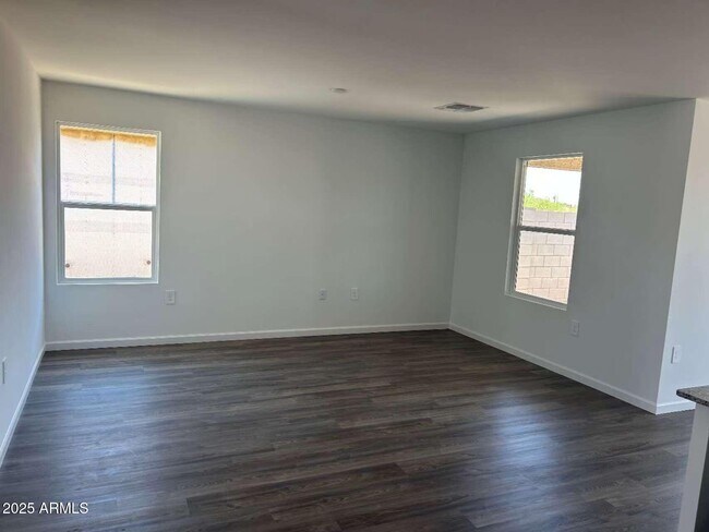 Foto del edificio - 830 Maricopa Rd