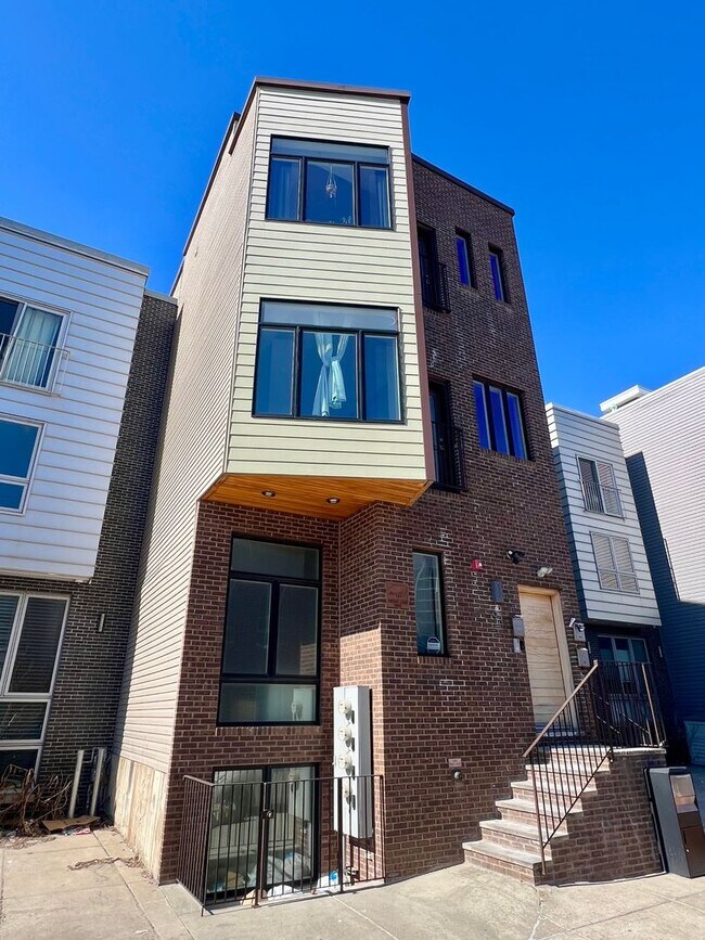Foto del edificio - 932 N Marshall St