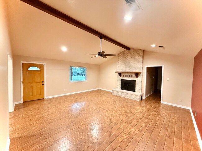 Foto del edificio - 2947 Turtle Creek Dr