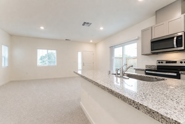 Building Photo - 9008 Sausalito Ln