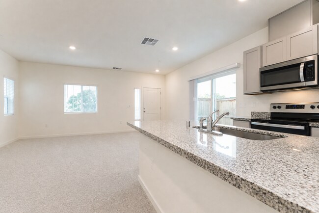 Foto del edificio - 9008 Sausalito Ln