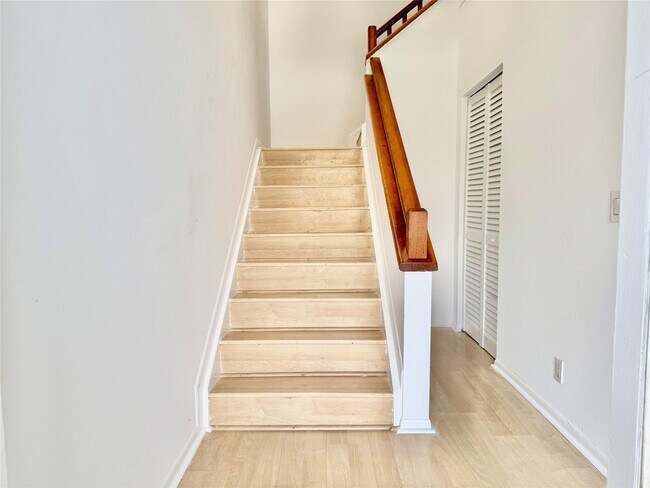 Foto del edificio - 5361 Buckhead Cir