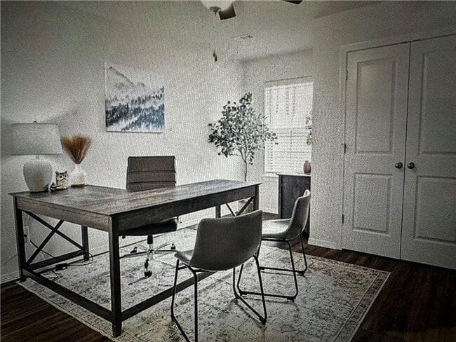 Foto del edificio - 6501 NW Vandergriff St