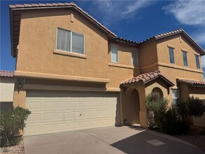 Building Photo - 990 Cantabria Heights Ave