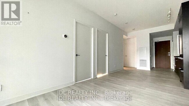 Building Photo - 90 Queens Wharf Rd