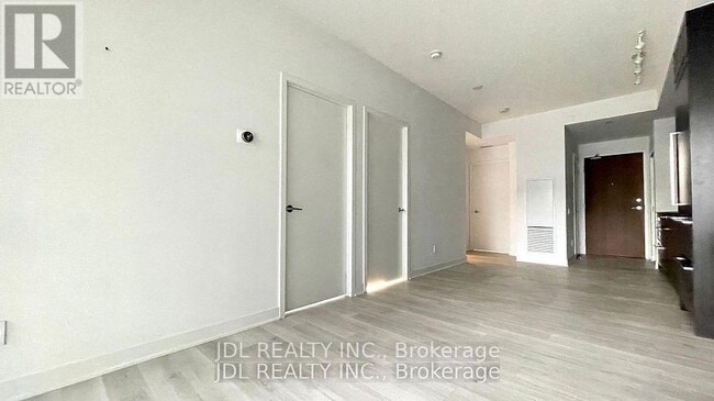 Photo du bâtiment - 90 Queens Wharf Rd