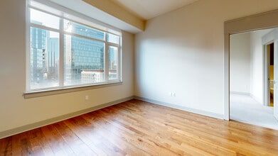 Interior Photo - TEN20