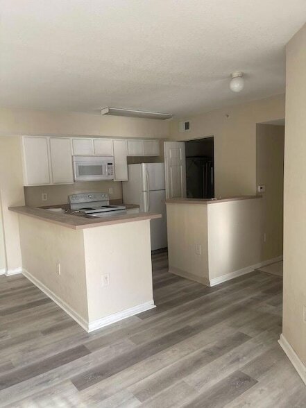Foto del edificio - 171 SW Palm Dr