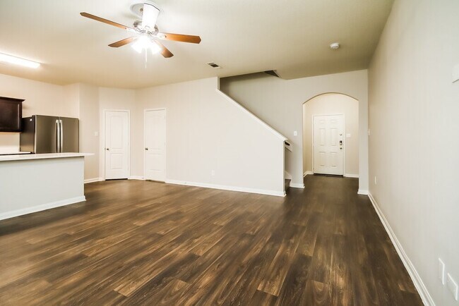 Foto del edificio - 2022 Sweet Lilac Dr