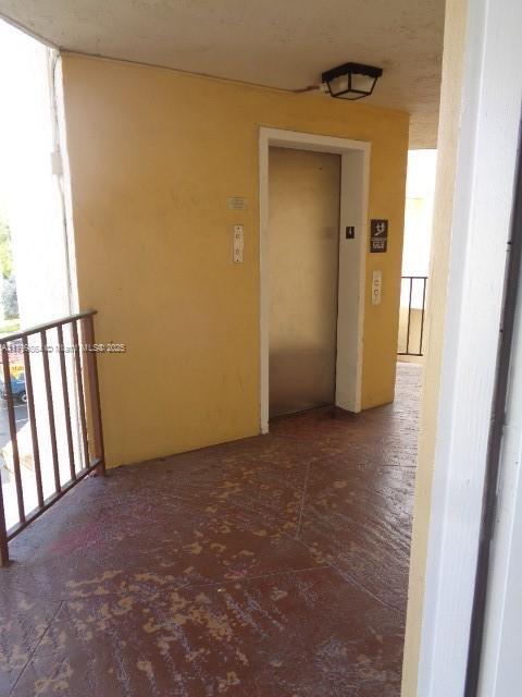 Foto del edificio - 8820 Fontainebleau Blvd