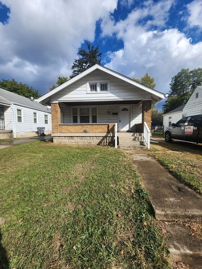 Building Photo - 1413 N Concord St