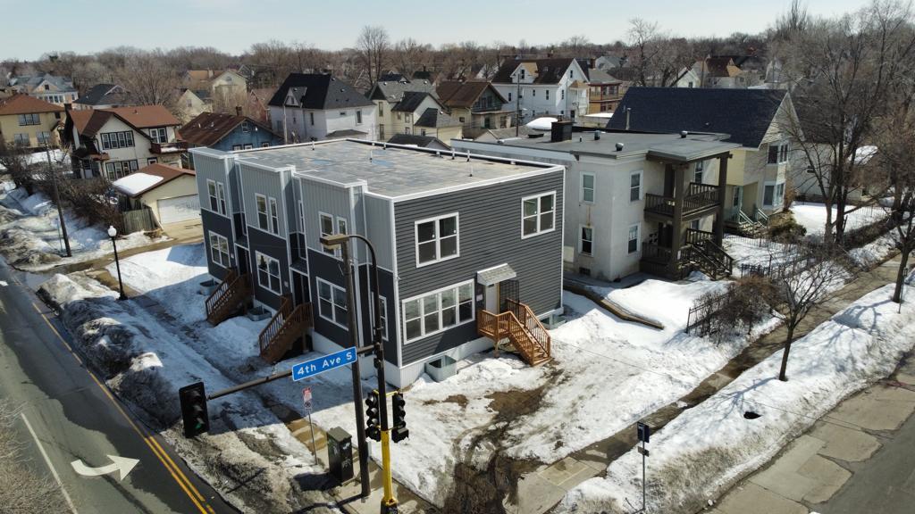 Primary Photo - 409 E 31st St