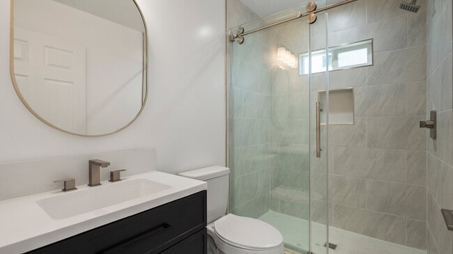 Photo - 4013 S Harvard Blvd Apartment