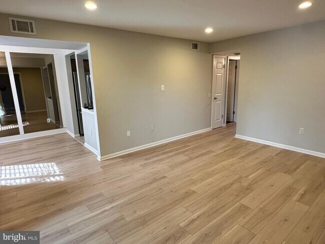 Building Photo - 20205 Shipley Terrace