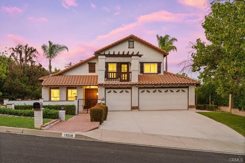Foto principal - 13019 Rimrock Ave