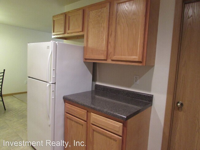 Building Photo - 2 br, 1 bath Apartment - 22191 Highway Y 2...