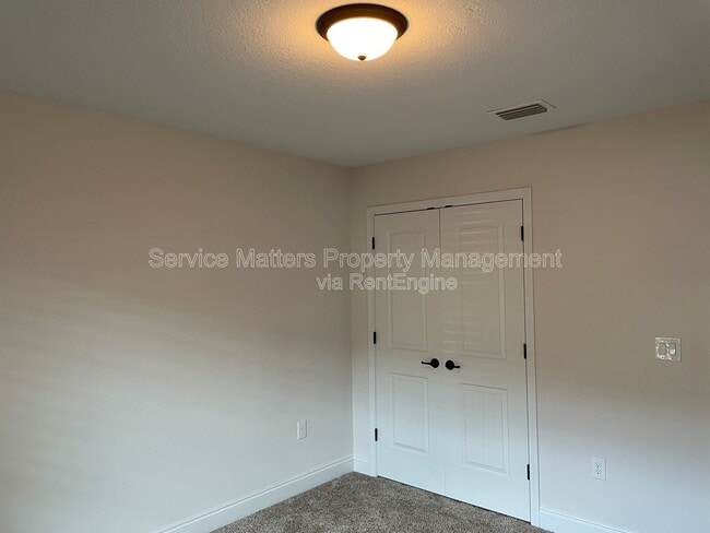Foto del edificio - 4978 Covenant Cir